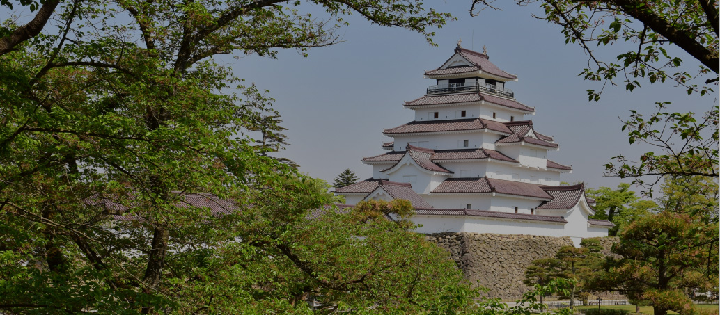 鶴ヶ城 Tsurugajo Castle