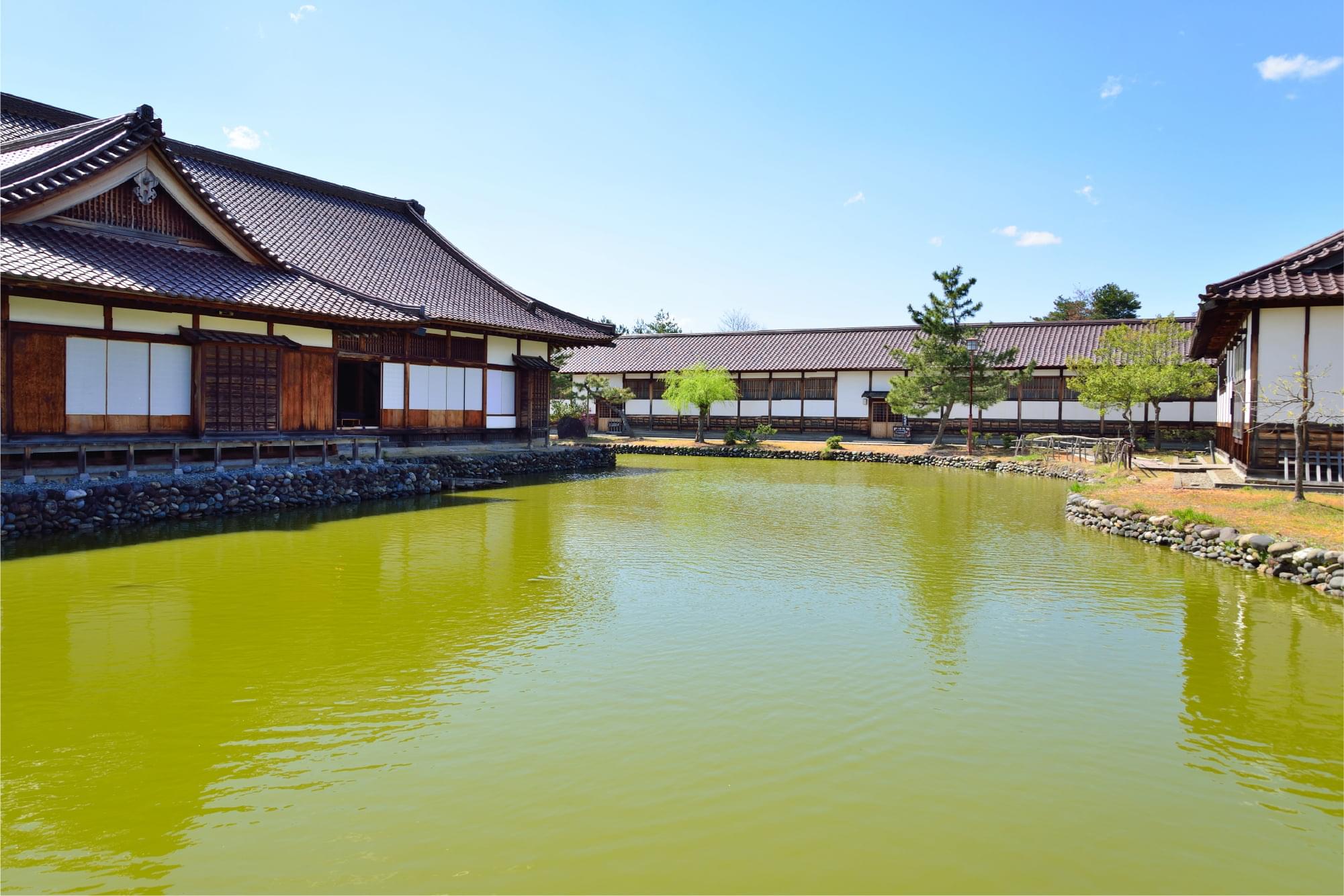 会津藩校　日新館